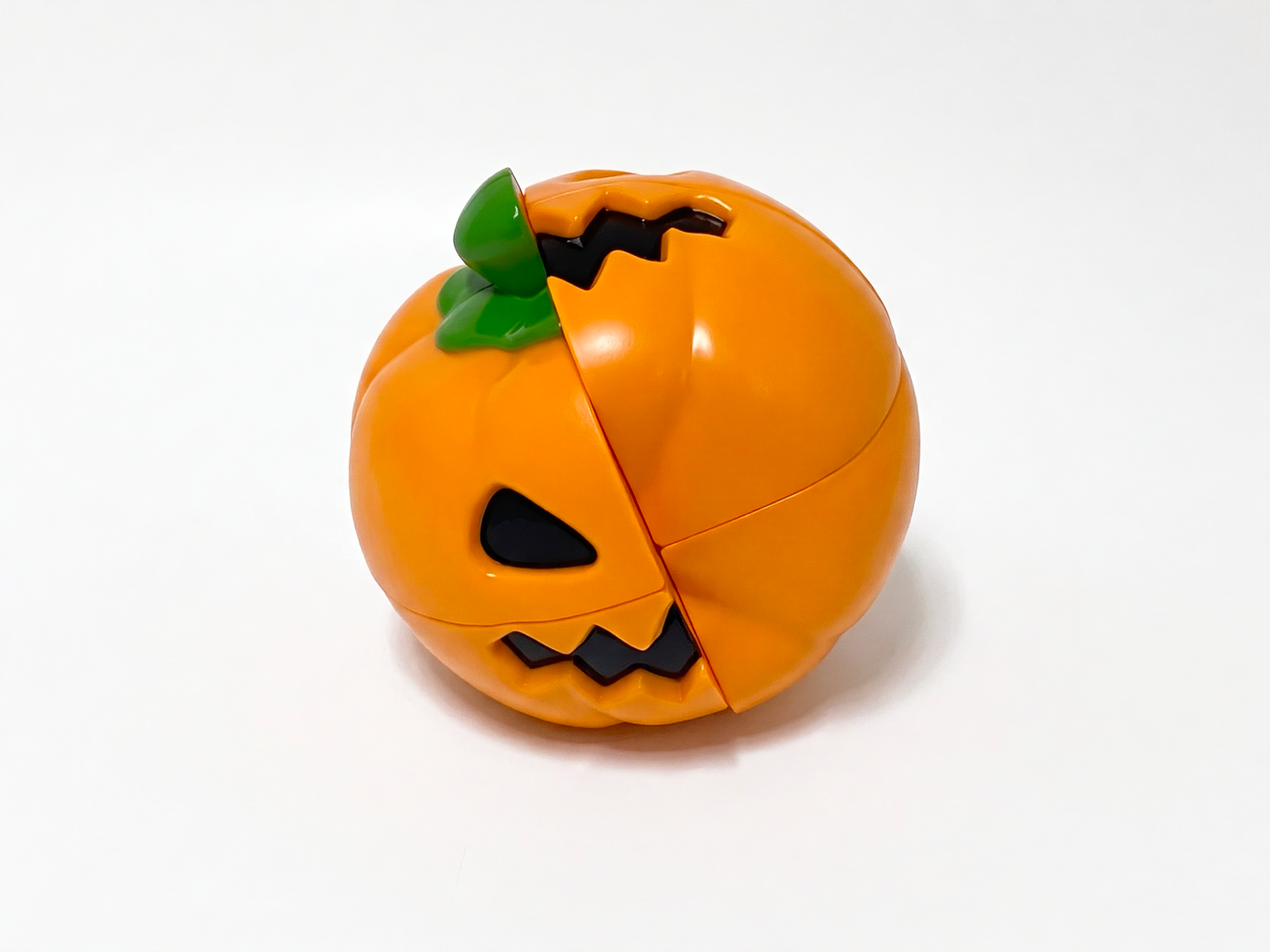 Calvin's Spooky Magnetic 2x2 (Jack)